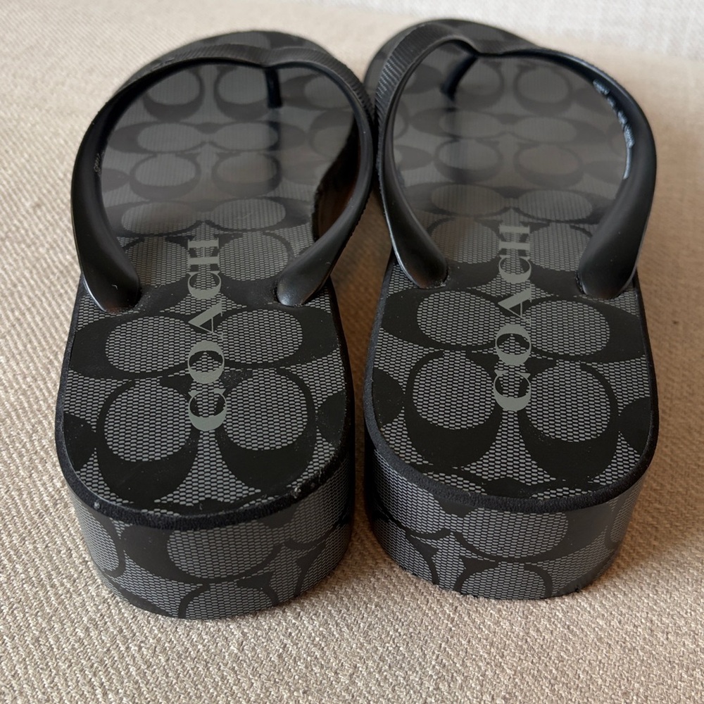 Coach Size 8 Black Signature Monogram Platform Flip Flop Sandals NEW WITH TAGS - Picture 7 of 12